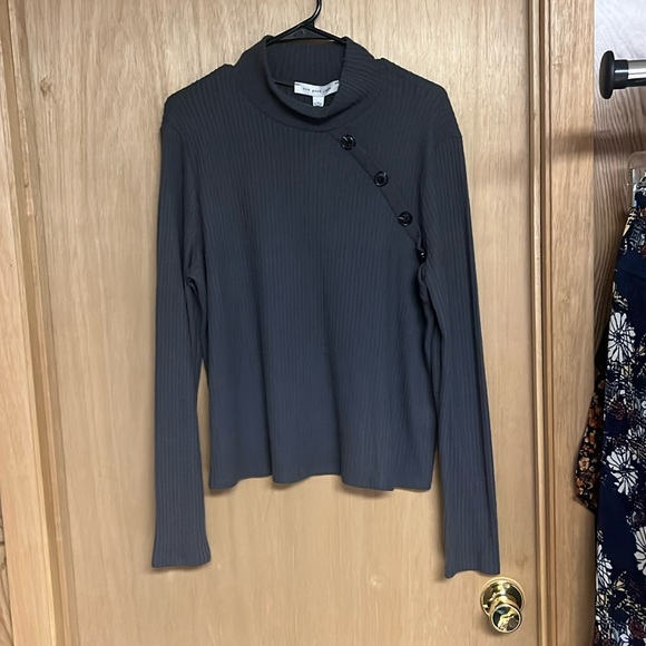 The Good Jane XL/Size 14 Turtle Neck Top with Buttons in Charcoal - Picture 1 of 10